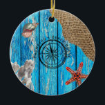 Rustige Nautical Blue Wood Burlap Starfish Keramisch Ornament<br><div class="desc">Een bijtende achtergrondtextuur van blauw hout,  faux burlap,  oranje zeester,  zeeschildpad,  wit koraal en kompas met aangepaste tekst als middelpunt. Een nautisch ontwerp met een moderne draai. Pas de tekst aan en maak het uw eigen tekst.</div>
