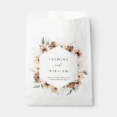 Rustige Neutrale Boho Floral Wedding Favor Bag Bedankzakje (Voorkant)