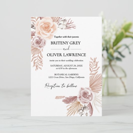 Rustige neutrale Boho Floral Wedding Kaart (Staand voorkant)
