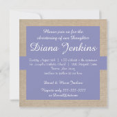 Rustige Paarse Beige Burlap Baptism Uitnodiging (Achterkant)