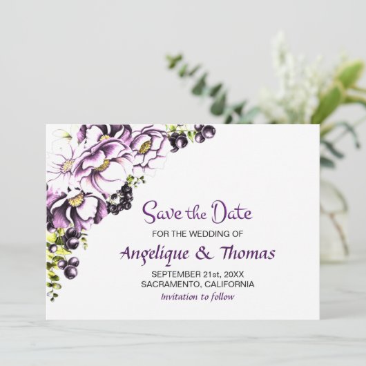 Rustige Paarse Floral Wedding Save The Date (Staand voorkant)