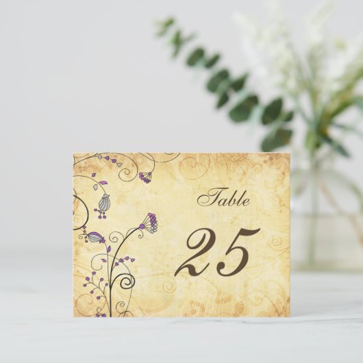 rustige  paarse florale tabelnummers briefkaart (Staand voorkant)