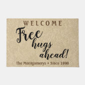 Rustige persoonlijke naam Vrije hugs vóór Welkom Deurmat (Voorkant)
