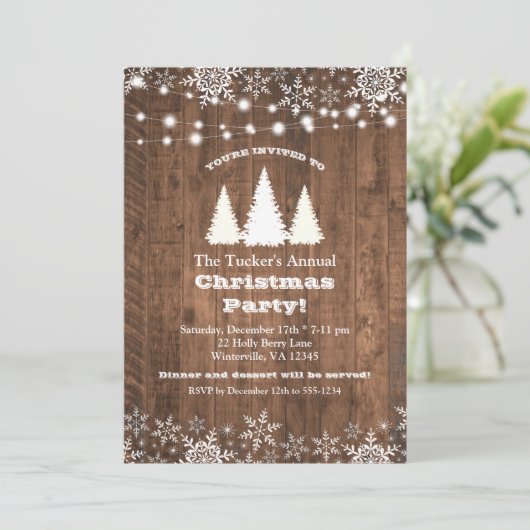 Rustige Pine Trees & String Lights Kerstfeest Kaart (Staand voorkant)