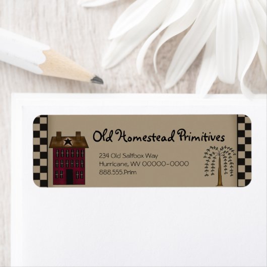 Rustige primitieve Red Saltbox House Willow Tree Etiket (Insitu)