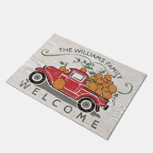 Rustige  Red Truck Pumpkins Monogram Welkom Deurmat (Schuin)