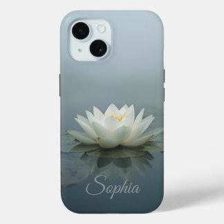 Rustige Reverie - Witte waterlelie in de ochtend m iPhone 15 Case