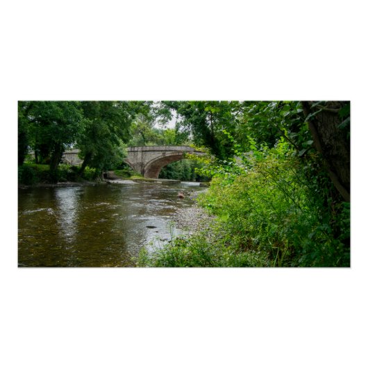 Rustige rivier Elwy & Brug St Asaph Perfect Poster (Voorkant)