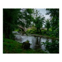 Rustige rivier Elwy en St Asaph brug