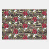 Rustige Rood Poinsettias Pine Needles Kerstmis Inpakpapier Vel (Voorkant)