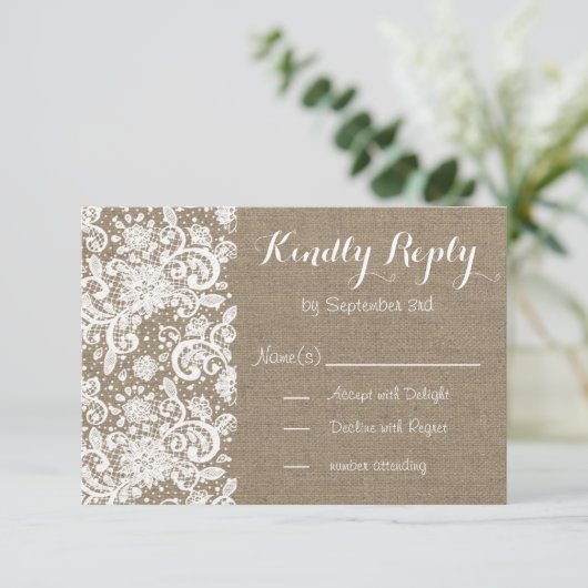 Rustige RSVP-kaart met schoot en plaats voor bruil RSVP Kaartje (Staand voorkant)