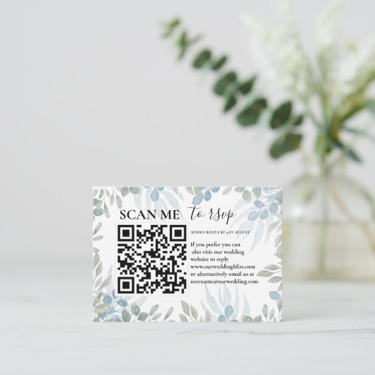 Rustige RSVP QR-code Eucalyptus Greenery Wedding Informatiekaartje (Staand voorkant)