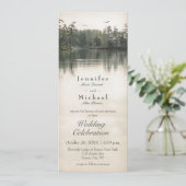 Rustige rustieke meer evergreens reflectie slank kaart (Staand voorkant)