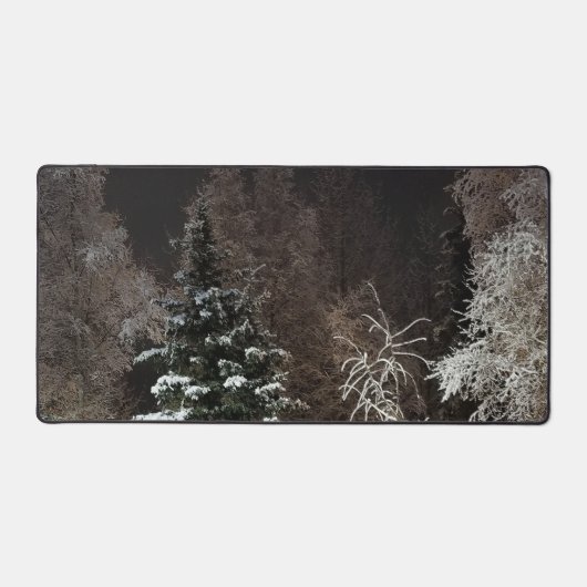 Rustige Snowy Woodland Scene Desk Mat (Voorkant)