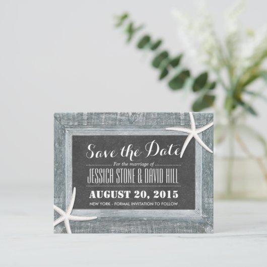 Rustige Starfish Wood & Chalkboard Save the Date Aankondigingskaart (Staand voorkant)