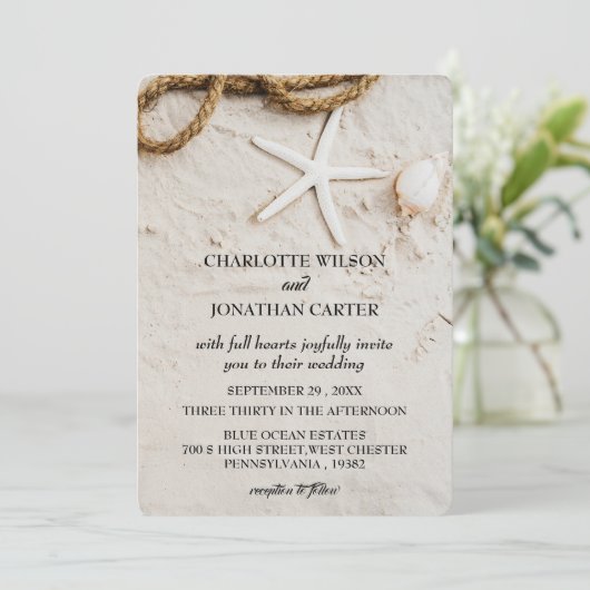 Rustige Startvis Tropische kuststrand bruiloft Kaart (Staand voorkant)