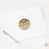Rustige Sunflower Barn Wood Engagement Party Ronde Sticker (Envelop)