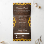 Rustige Sunflower String Lights Wedding Drieluik Uitnodiging (Binnen)