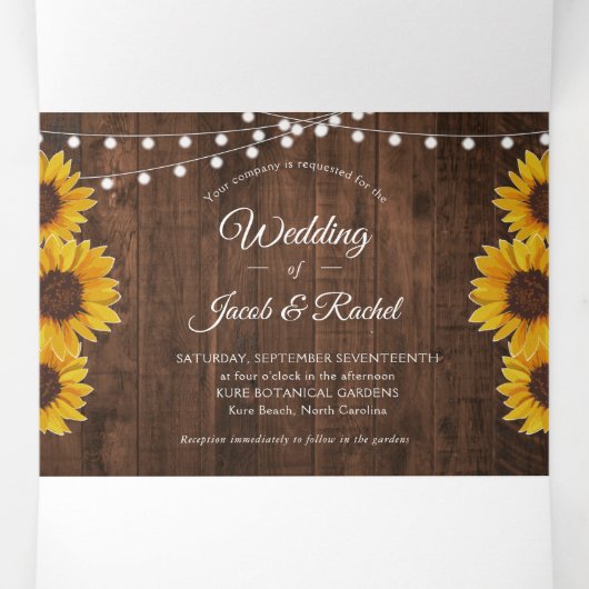 Rustige Sunflower String Lights Wedding Drieluik Uitnodiging (Binnenkant midden)