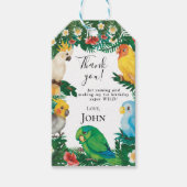 Rustige Tropische baby Wilde parrots Boys Birthday Cadeaulabel (Voorkant)