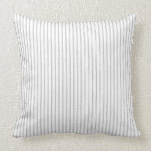 Rustige  wapenfabriek met stripe grijs wit kussen