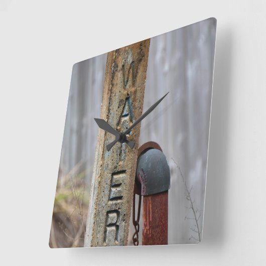 Rustige waterklep vierkante klok (Hoek)