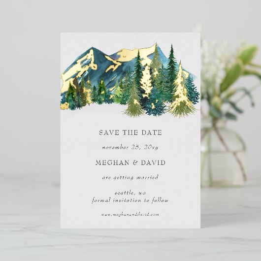 Rustige Waterverf bergen pine sparen de datum Folie Uitnodiging (Staand Voorkant)