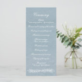 Rustige Waterverf Dusty Blue Natuur Leafy Wedding Programmakaart (Staand voorkant)