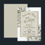 Rustige Waterverf Eucalyptus & Pine Taupe Wedding Save The Date<br><div class="desc">Met deze mooie kaarten kunnen je vrienden en familie de datum van je aanstaande bruiloft redden. Ze zijn voorzien van een elegant boho chic waterverf met handbeschilderde snijwonden van eucalyptusbladeren en pijnboomtakken in grijsgroen en goud. De titel wordt geschreven in de kalligrafie van het alfabetische manuscript met ruimte voor de...</div>