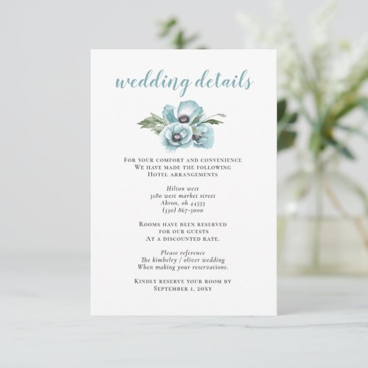 Rustige Waterverf Floral Dusty Blue Wedding Informatiekaartje (Staand voorkant)