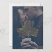 Rustige Waterverf Ginkgo Dusty Blue Wedding Kaart (Achterkant)