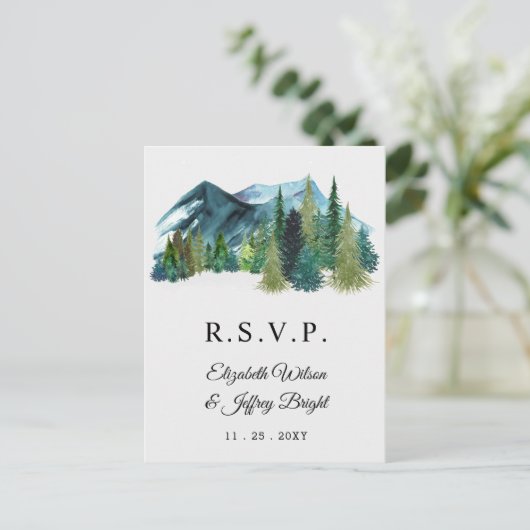 Rustige Waterverf — Pine Winter RSVP Uitnodiging Briefkaart (Staand voorkant)