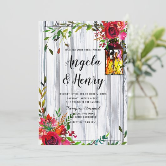 Rustige Waterverf Rode Florals en lantaarnbruiloft Kaart (Staand voorkant)