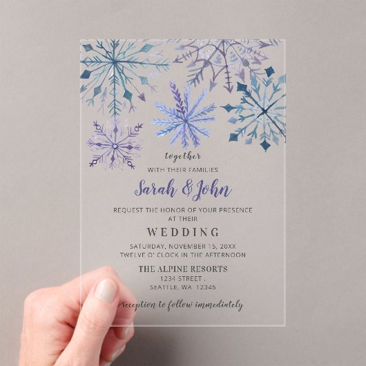 Rustige Waterverf Snowflakes Blue Winter Wedding Acryl Uitnodigingen (Insitu (Draagbaar))