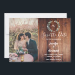 Rustige waterverf verlaat schuurhoutmonogram foto save the date<br><div class="desc">Rustic botanische waterverf laat donker schuurhout achter,  monogrammed foto Save the Date card. Waterverf verlaat ontwerp. U kunt uw eigen tekst en foto toevoegen om dit sparen de kaart van de Datum zeer persoonlijk en uniek te maken.</div>