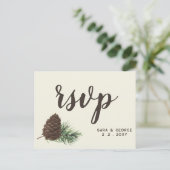Rustige Waterverf Winter Forest Pine Cone Wedding Uitnodiging Briefkaart (Staand voorkant)