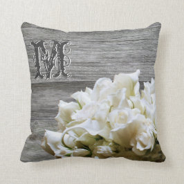 Rustige White Flowers Monogram Pillow Kussen