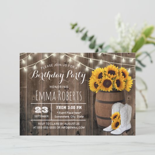 Rustige Wine Barrel Sunflower Cowgirl Birthday Kaart (Staand voorkant)