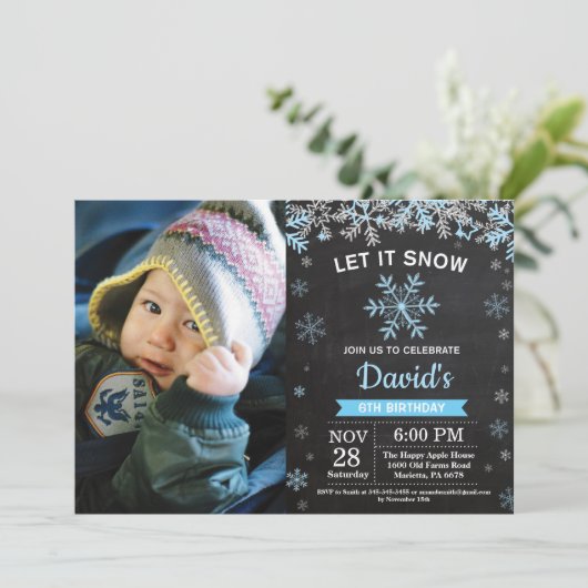 Rustige Winter Snowflake Blue Silver Boy Birthday Kaart (Staand voorkant)