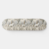 Rustige winterse bosscène met witte wolven persoonlijk skateboard (Horizontaal)