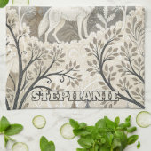 Rustige winterse bosscène met witte wolven theedoek (Gevouwen)