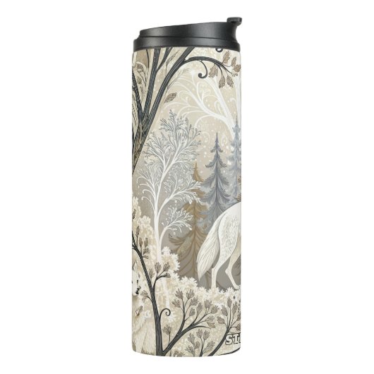 Rustige winterse bosscène met witte wolven thermosbeker (Gedraaid links)