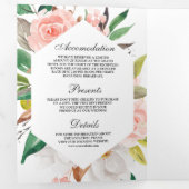 Rustige witte Magnolia Blush Pink Floral Wedding Drieluik Uitnodiging (Binnenzijde eerst)