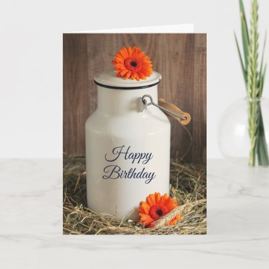 Rustige Witte Melk Jug met Flowers Birthday Kaart (Voorkant)