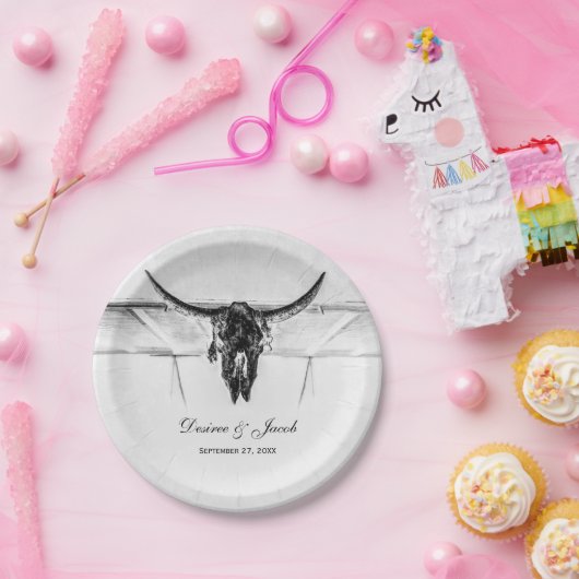 Rustige witte zwarte Westerne Koe Huulhuwelijk Papieren Bordje (Feest)