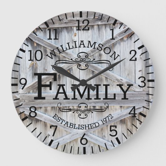 Rustige Wood Barn Deuren Familienaam Aangepast Grote Klok (Voorkant)