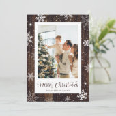Rustige Wood Snowflake-fotokerstkaarten Feestdagenkaart (Staand voorkant)