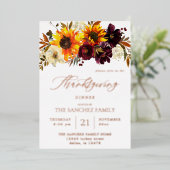 Rustige zonnebloem en Bourgogne Thanksgiving Folie Uitnodiging (Staand Voorkant)