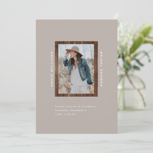 Rustige Zonnebloem Hout Taupe II Vrijgezellenfeest Kaart (Staand voorkant)