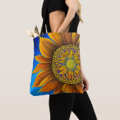 Rustige zonnebloem op blauw tote bag (Dichtbij)